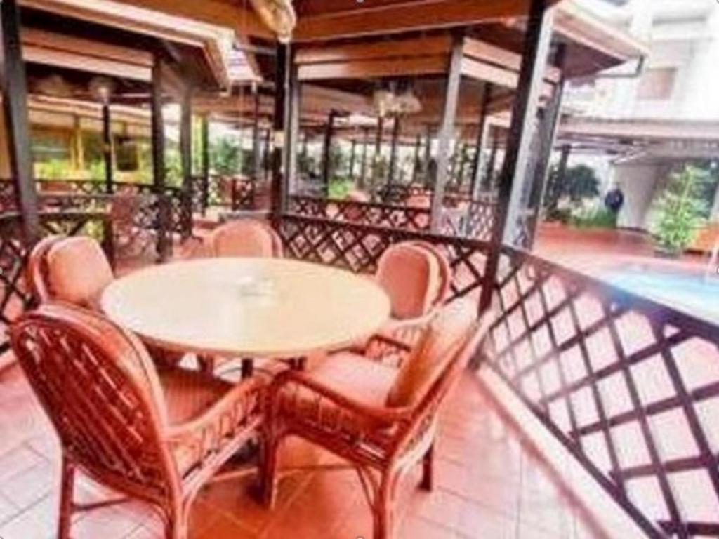 Hotel Pardede International Medan Zewnętrze zdjęcie