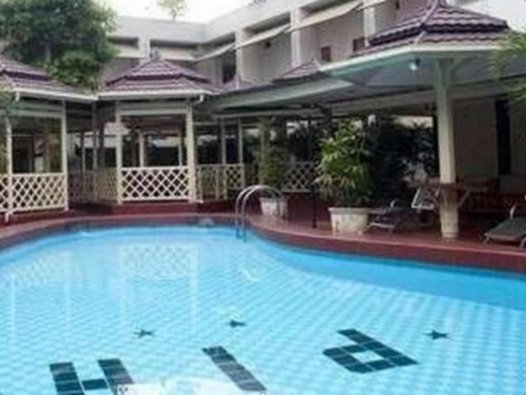 Hotel Pardede International Medan Zewnętrze zdjęcie